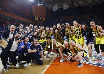Fenerbahçe Alagöz Holding, Avrupa Şampiyonluğu için parkeye çıkıyor