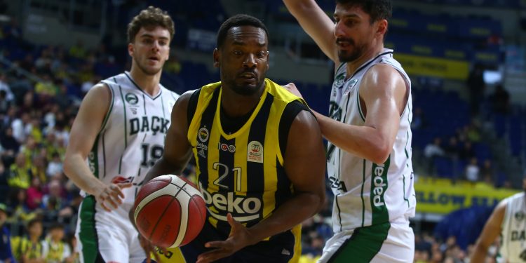 Fenerbahçe Beko 110-77 Darüşşafaka Lassa