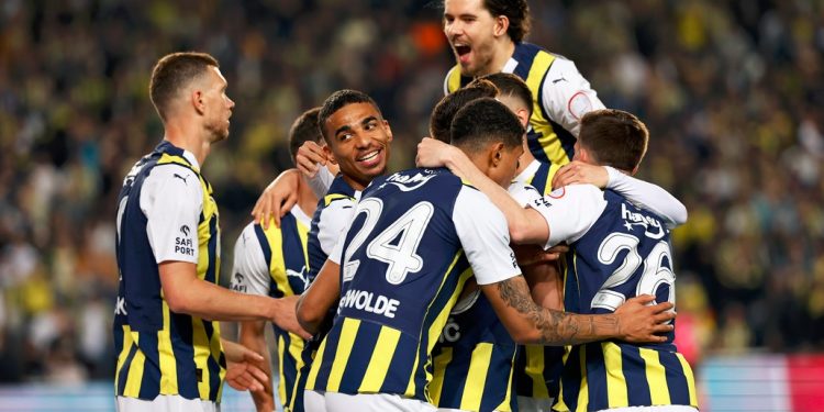 Fenerbahçe Futbol Takımı