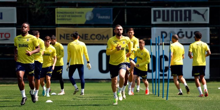 Fenerbahçe'de Karagümrük maçının hazırlıkları başladı