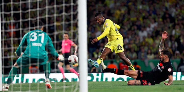 VavaCars Fatih Karagümrük - Fenerbahçe