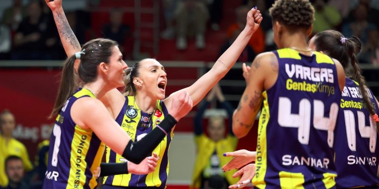 Fenerbahçe Kadın Voleybol Takımı