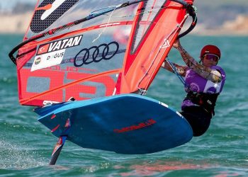 Fenerbahçe Doğuş Yelken Şubemizin sporcusu Merve Vatan