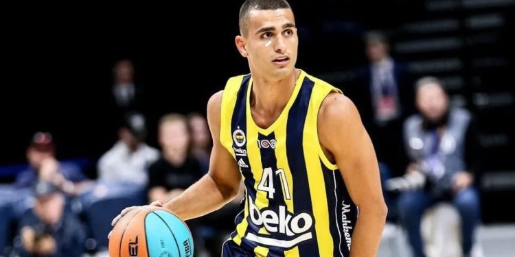 Fenerbahçe Beko'da Yam Madar ile yollar ayrıldı
