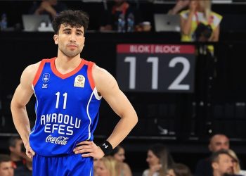 Erten Gazi Fenerbahçe Beko’da