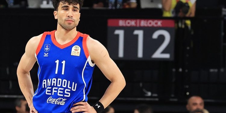 Erten Gazi Fenerbahçe Beko’da