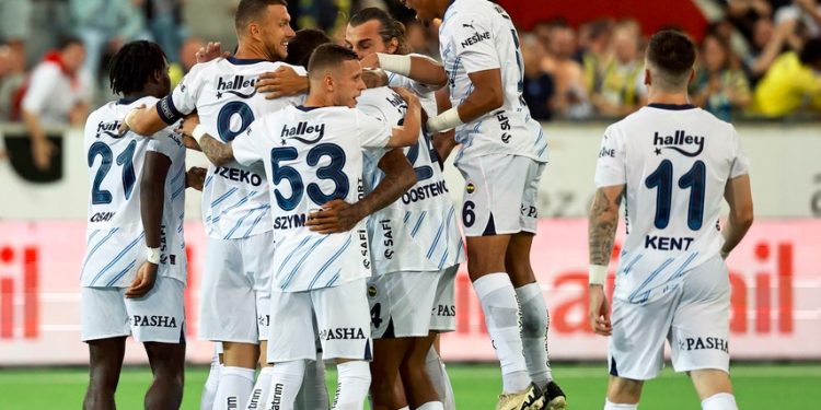 Fenerbahçe Futbol Takımı