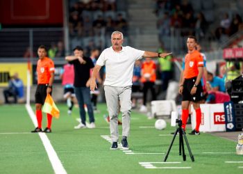 Fenerbahçe Teknik Direktörü Jose Mourinho