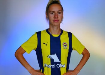 Karyna Alkhovik Fenerbahçe Petrol Ofisi'nde