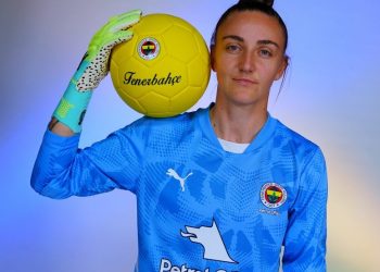 Natalia Munteanu Fenerbahçe Petrol Ofisi'nde