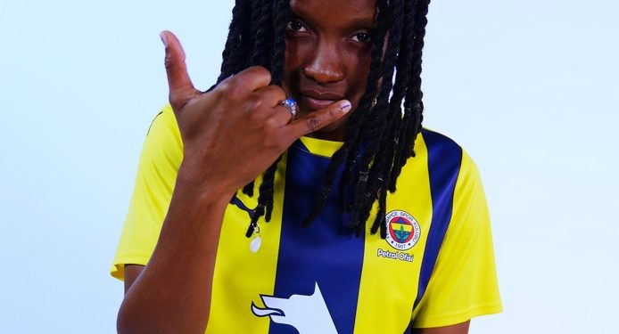 Roselord Borgella Fenerbahçe Petrol Ofisi'nde