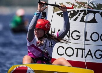 Fenerbahçeli milli yelkencimiz Derin Atakan