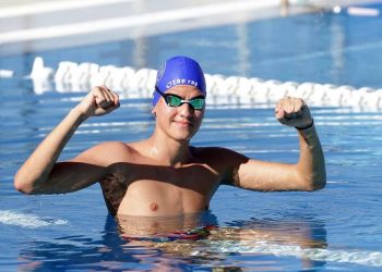 Fenerbahçeli milli yüzücü Kuzey Tunçelli