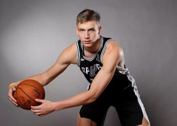 Luka Samanic Fenerbahçe Beko’da