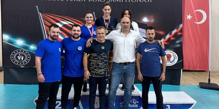 Kadın Boksörlerimizden U22 Türkiye Şampiyonası’nda 5 madalya