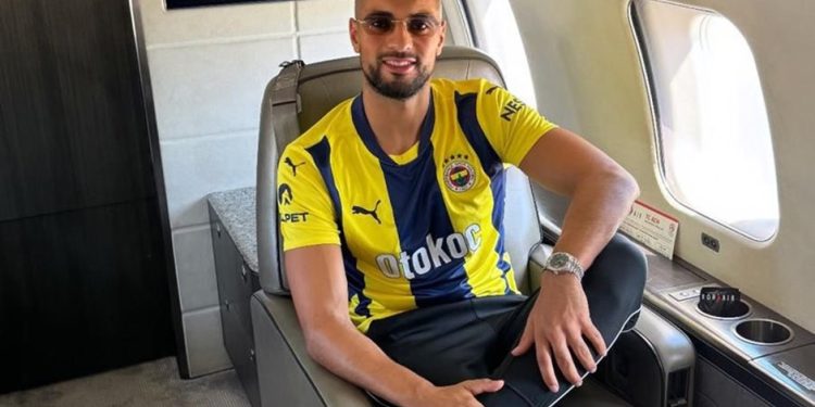 Sofyan Amrabat, Fenerbahçe için İstanbul'a geliyor