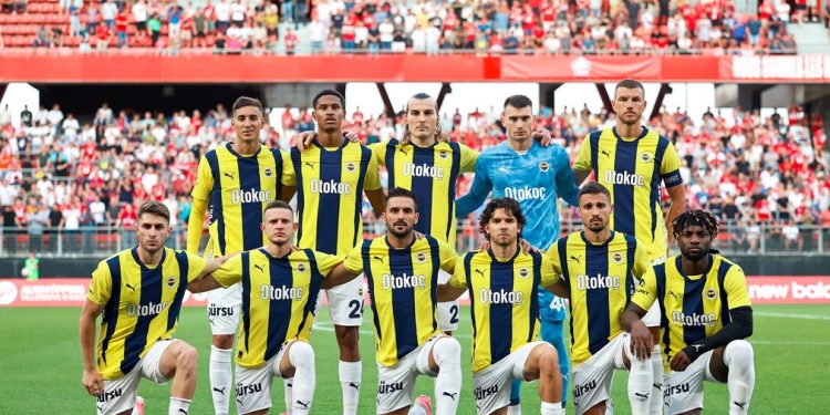 Fenerbahçe Futbol Takımı