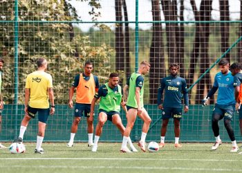 Fenerbahçe'de Lille maçının hazırlıkları tamamlandı