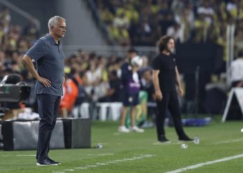 Fenerbahçe Teknik Direktörü Jose Mourinho