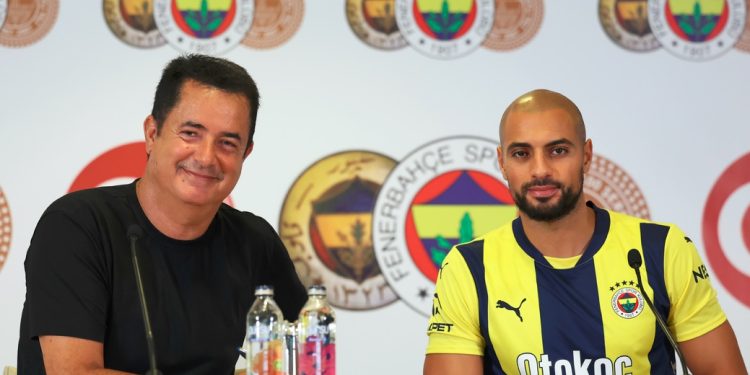 Sofyan Amrabat Fenerbahçe'de