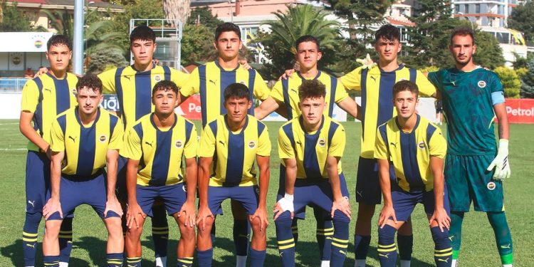 Fenerbahçe 19 Yaş Altı Futbol Takımı