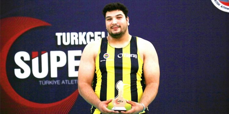 Fenerbahçeli atlet Ali Peker