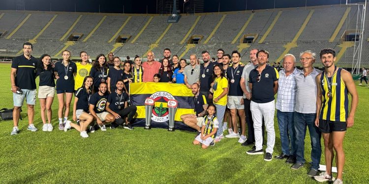 Atletlerimiz, Süper Lig'de erkeklerde ve kadınlarda ikinci oldu