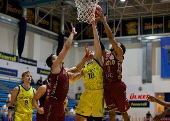 Fenerbahçe Koleji Novotel - Bandırma Bordo Basket