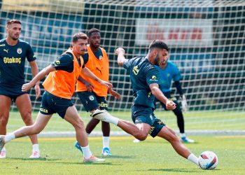 Fenerbahçe'de Kasımpaşa maçının hazırlıkları başladı