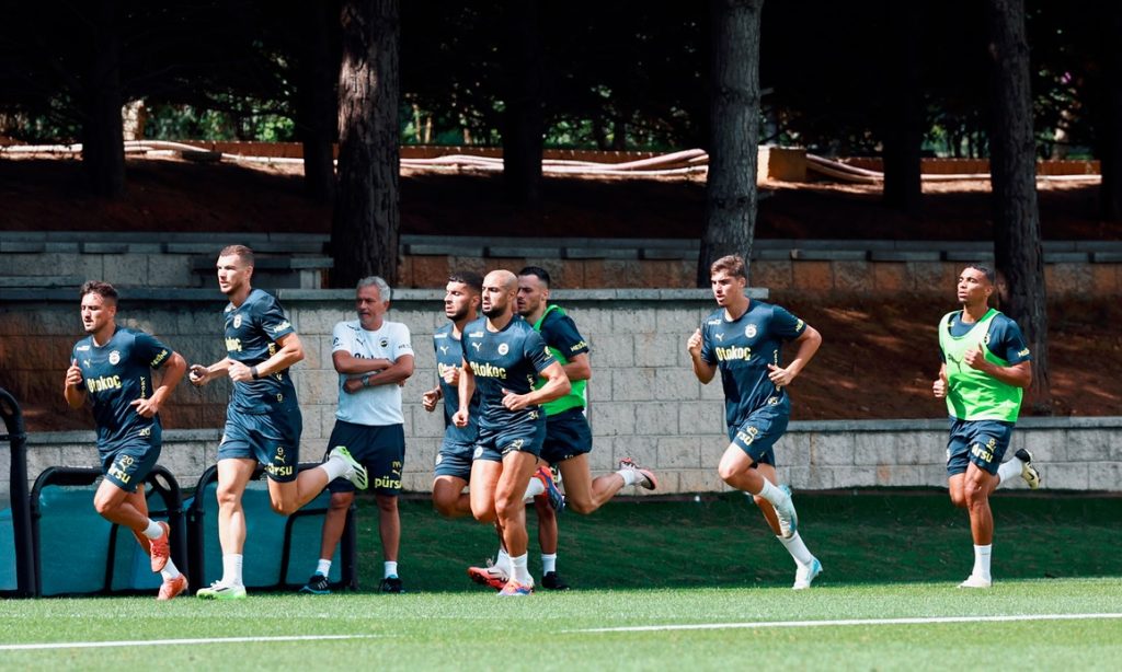 Fenerbahçe'de Galatasaray maçı hazırlıkları başladı