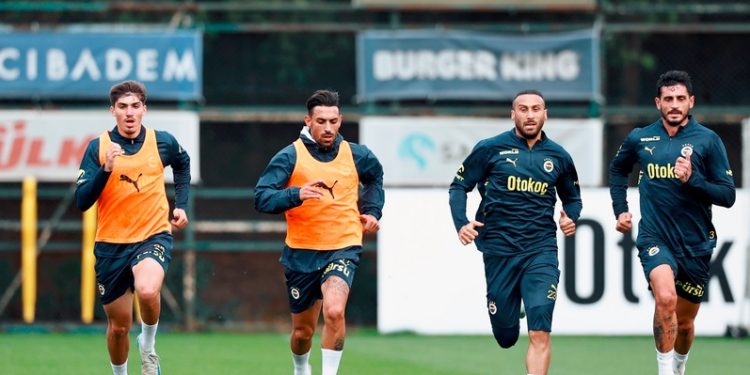 Fenerbahçe'de Twente maçının hazırlıkları başladı