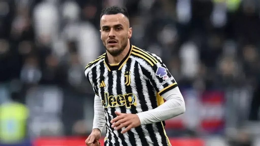 Fenerbahçe, Filip Kostic'i duyurdu