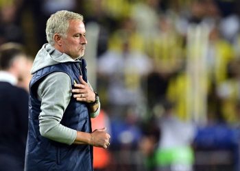 Fenerbahçe Teknik Direktörü Jose Mourinho