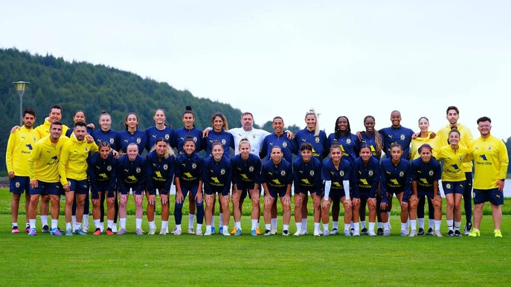 Fenerbahçe Kadın Futbol Takımı