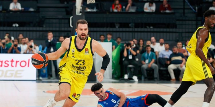 Anadolu Efes - Fenerbahçe Beko