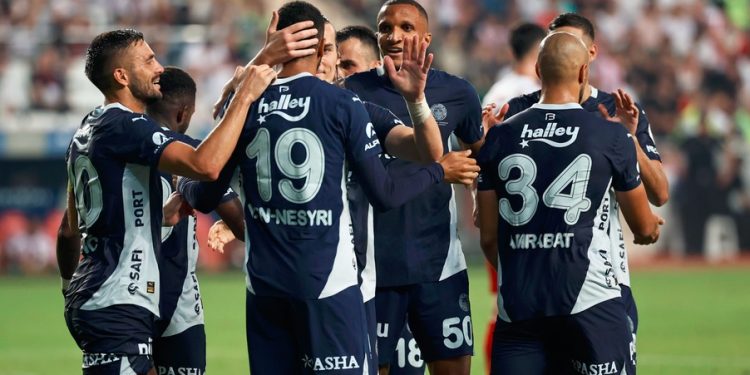 Fenerbahçe Futbol Takımı