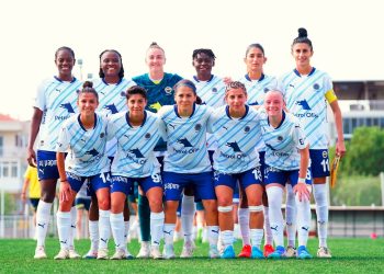 Fenerbahçe Kadın Futbol Takımı