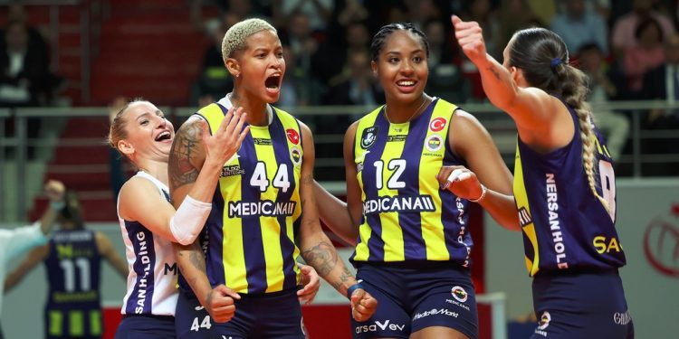 Fenerbahçe Kadın Voleybol Takımı