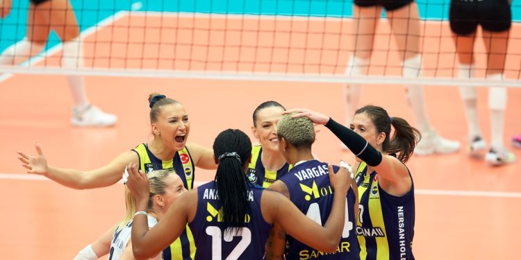 Fenerbahçe Kadın Voleybol Takımı
