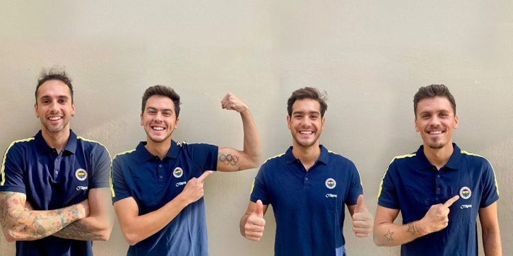 Fenerbahçe Yüzme Şubemiz, dört yeni ismi kadrosuna kattı