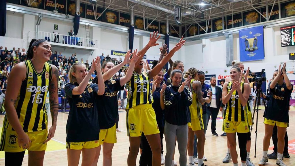 Fenerbahçe Kadın Basketbol Takımı