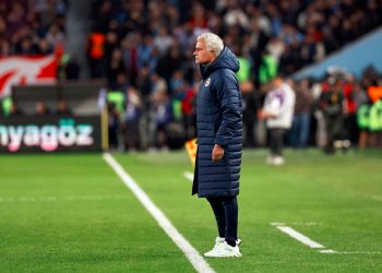 Fenerbahçe Teknik Direktörü Jose Mourinho