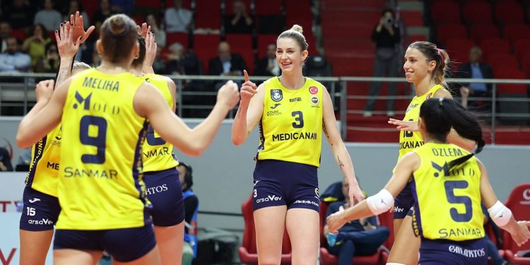 Fenerbahçe Kadın Voleybol Takımı