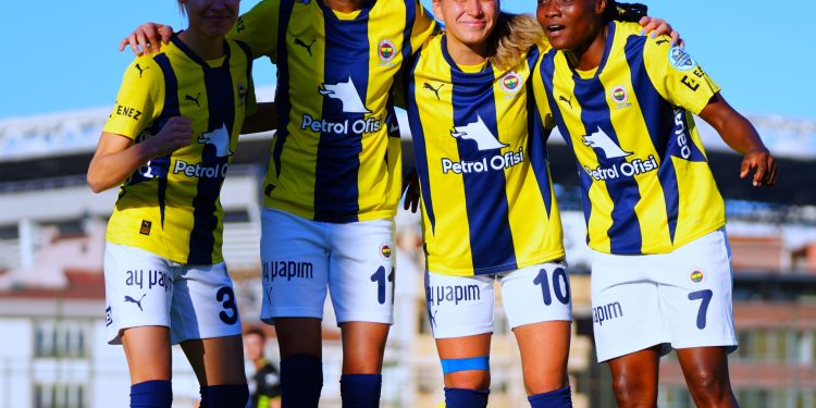 Fenerbahçe Petrol Ofisi 4-0 Hakkarigücü Spor