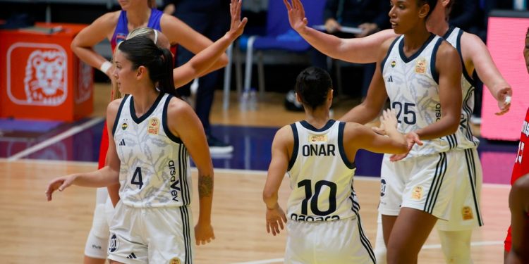 Fenerbahçe Kadın Basketbol Takımı