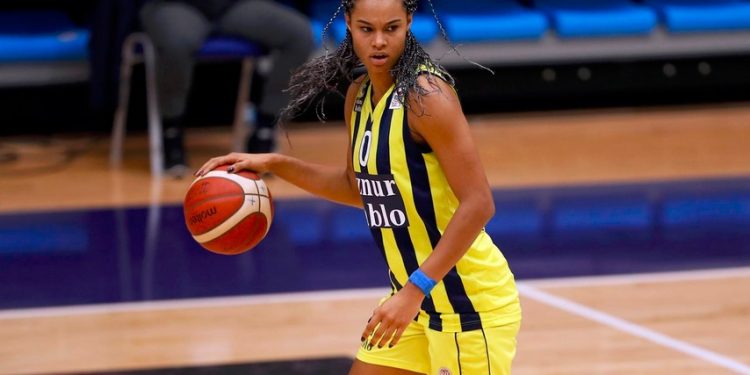 Nyara Sabally Fenerbahçe Opet’te