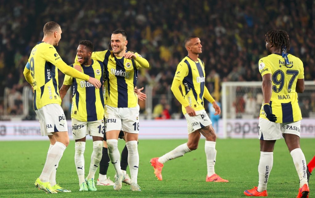 Fenerbahçe Futbol Takımı