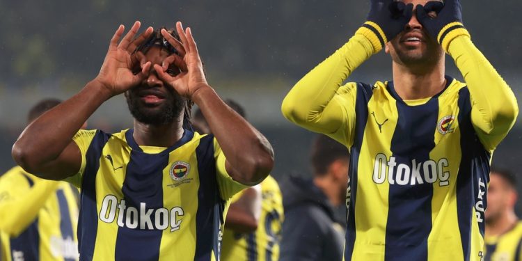 Fenerbahçe Futbol Takımı