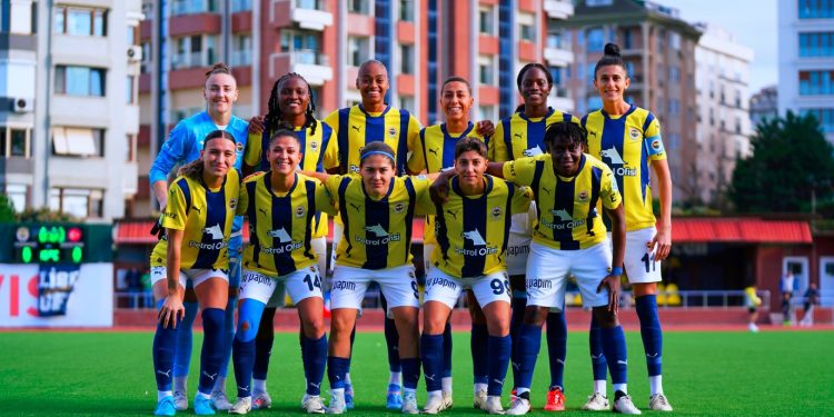 Fenerbahçe Kadın Futbol Takımı