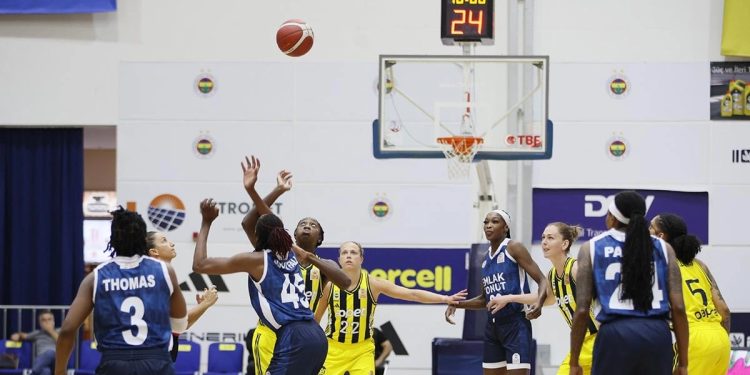 Emlak Konut - Fenerbahçe Opet